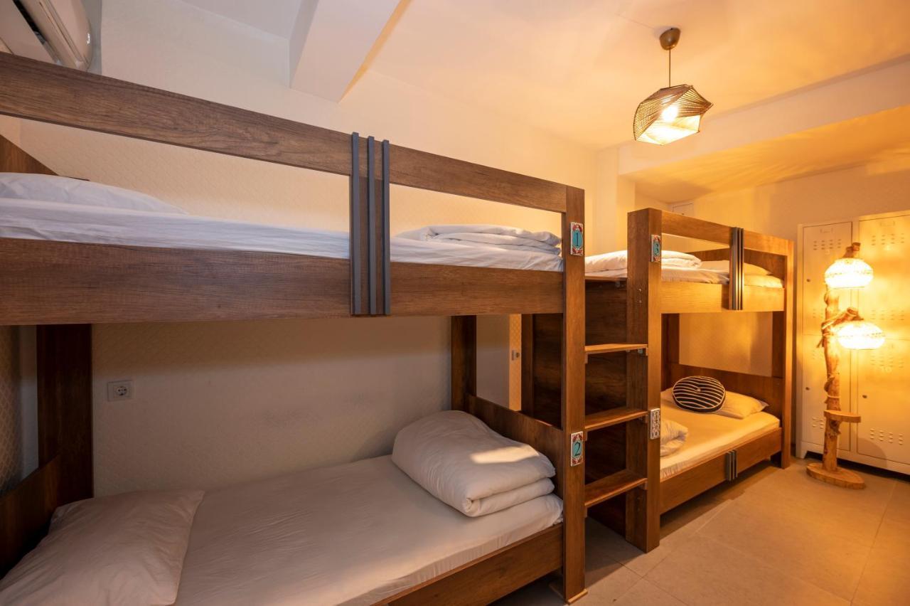 Taksim Square Hostel Istanbul Exteriör bild